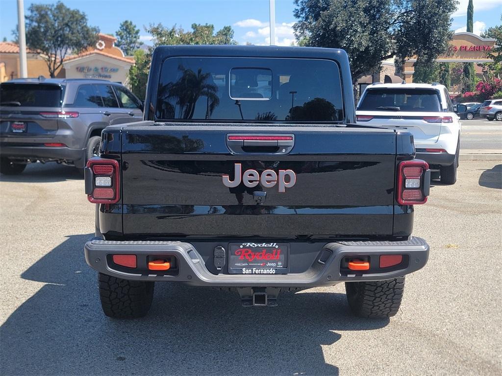 new 2025 Jeep Gladiator car, priced at $51,880