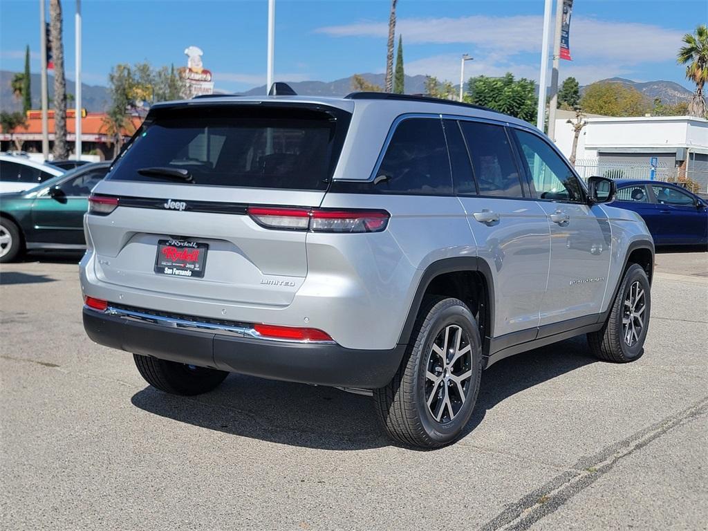 new 2025 Jeep Grand Cherokee car, priced at $41,545