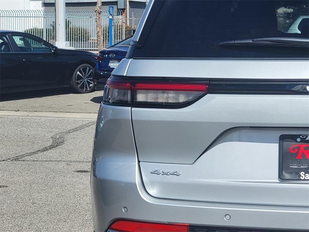 new 2025 Jeep Grand Cherokee car, priced at $41,545