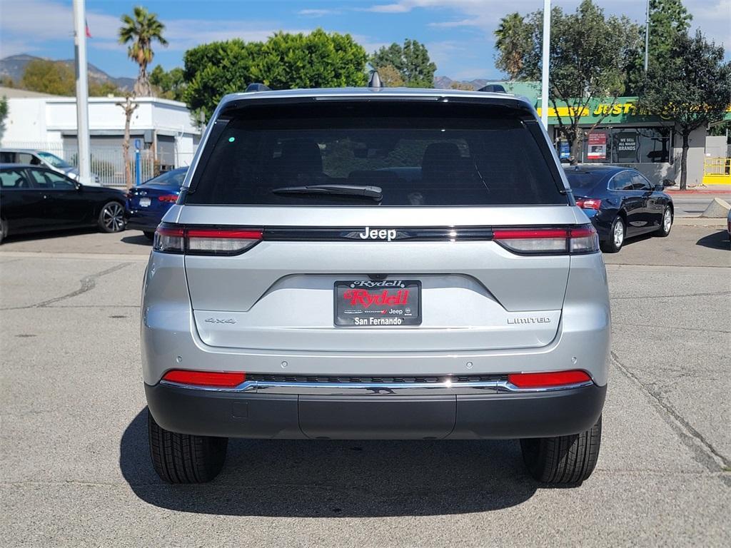 new 2025 Jeep Grand Cherokee car, priced at $41,545