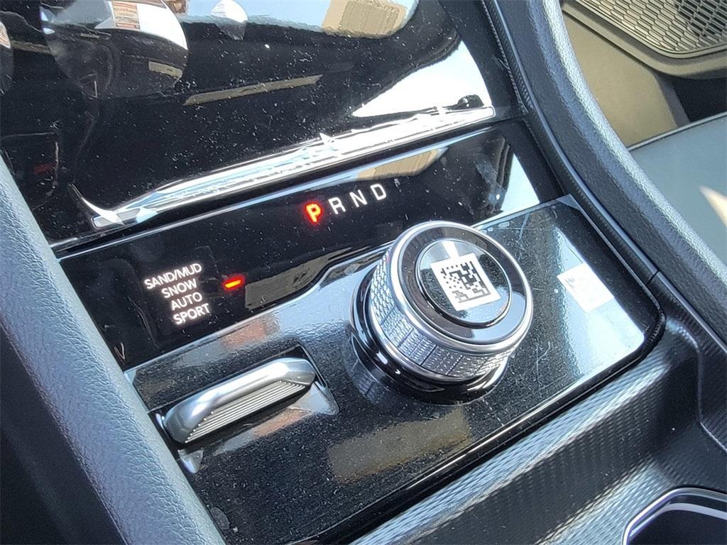 new 2025 Jeep Grand Cherokee car, priced at $41,545