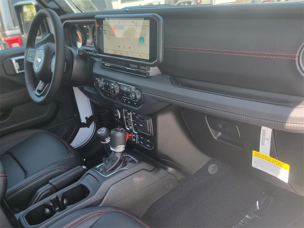 new 2025 Jeep Gladiator car, priced at $52,918