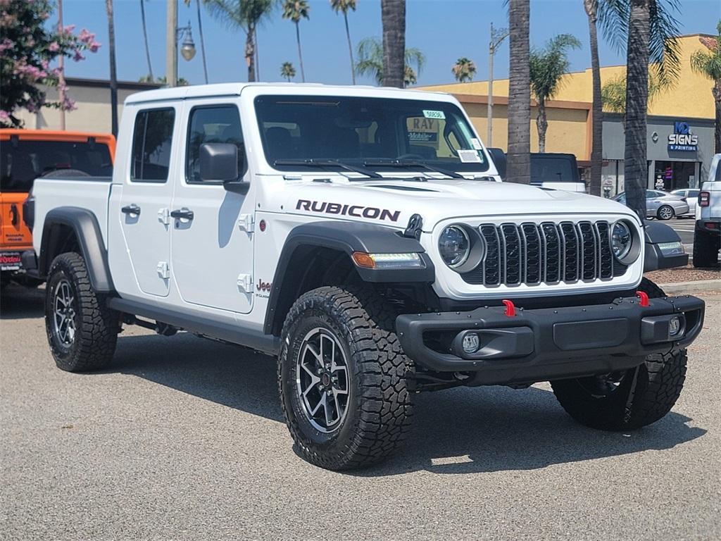 new 2025 Jeep Gladiator car, priced at $52,918