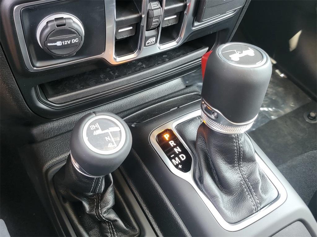 new 2025 Jeep Wrangler car, priced at $51,933