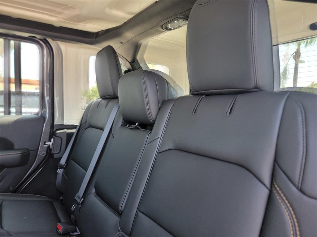 new 2025 Jeep Wrangler car, priced at $51,933