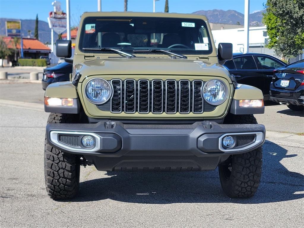 new 2025 Jeep Gladiator car, priced at $47,235