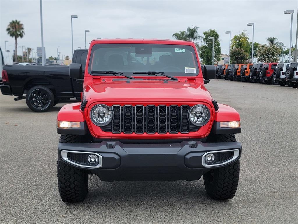 new 2025 Jeep Gladiator car, priced at $43,589