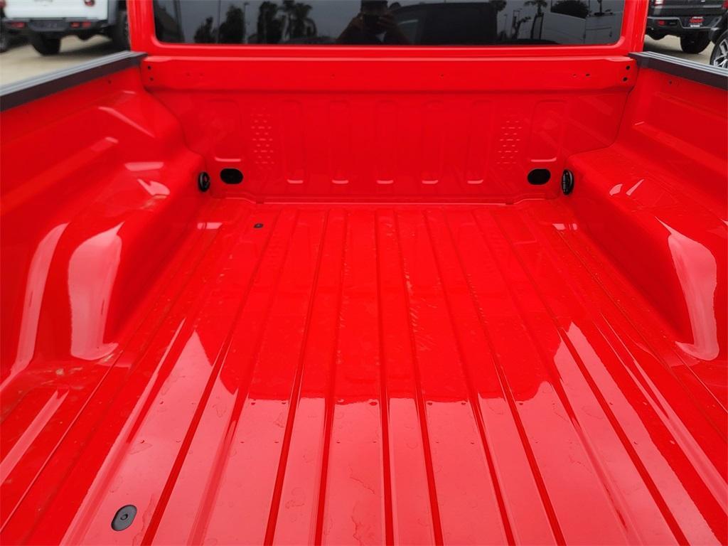 new 2025 Jeep Gladiator car, priced at $43,589