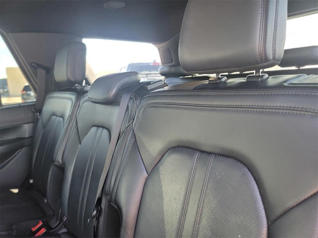 used 2021 Ford Expedition car, priced at $38,990