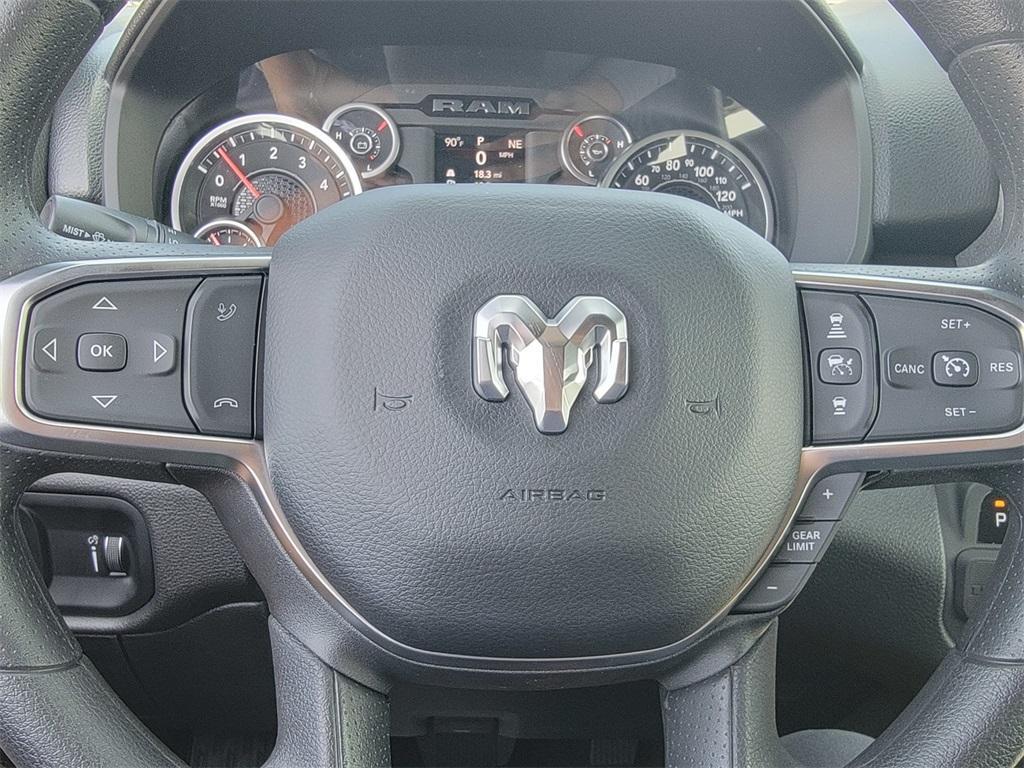 new 2025 Ram 1500 car, priced at $35,567