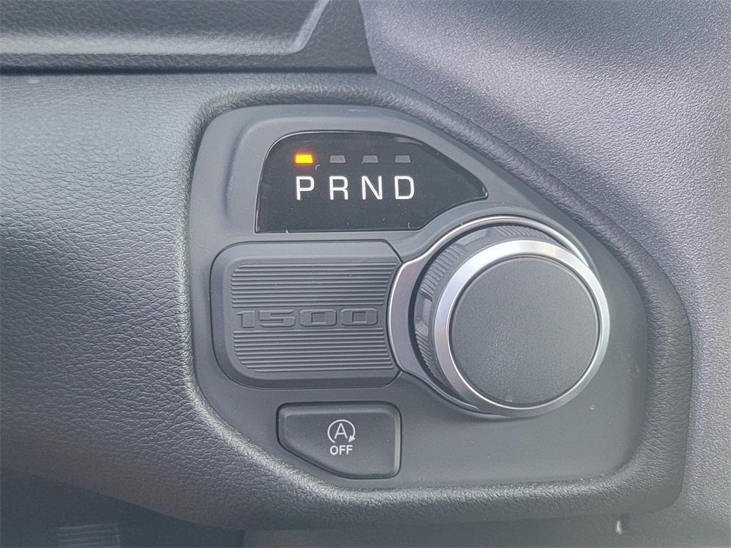 new 2025 Ram 1500 car, priced at $35,567