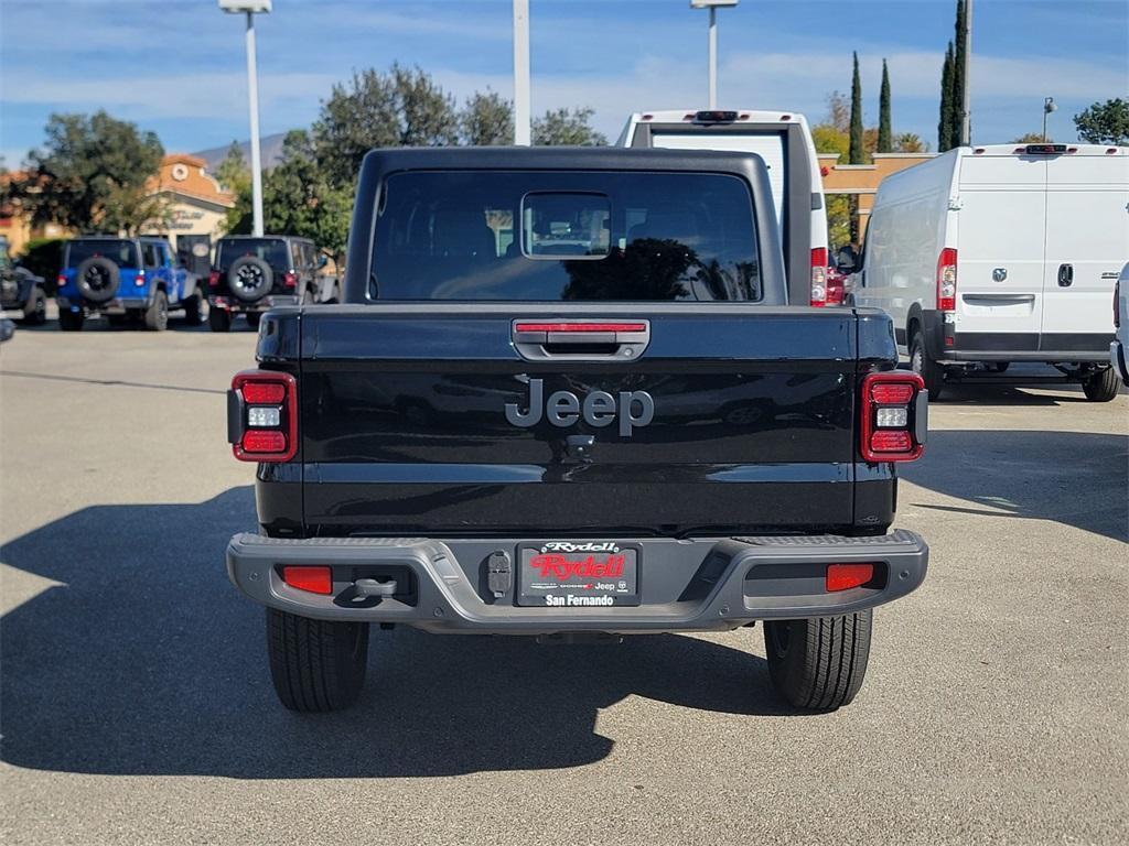 new 2024 Jeep Gladiator car, priced at $42,662