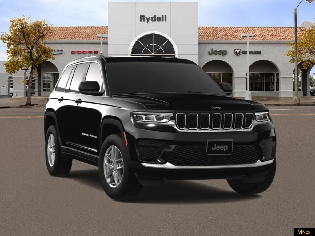 new 2025 Jeep Grand Cherokee car, priced at $42,375