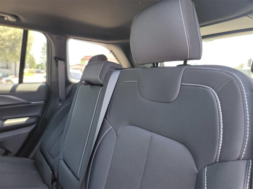 new 2025 Jeep Grand Cherokee car, priced at $38,805