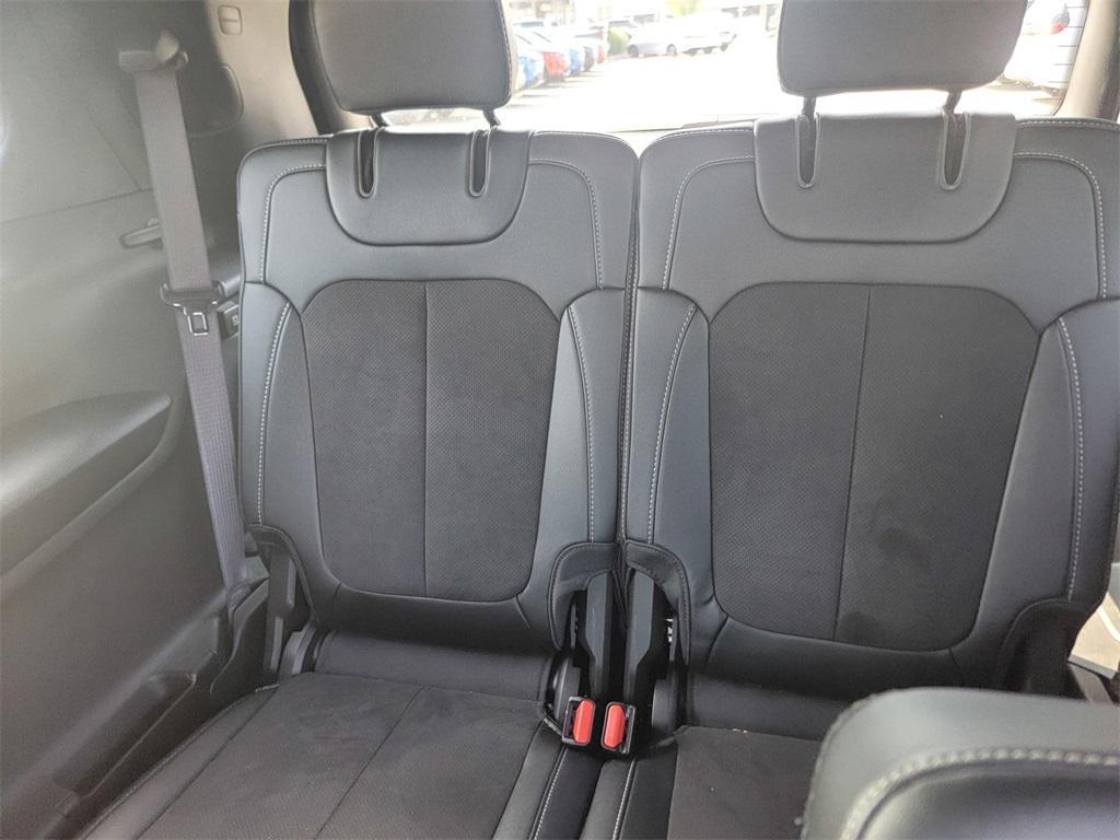 new 2025 Jeep Grand Cherokee L car, priced at $39,730