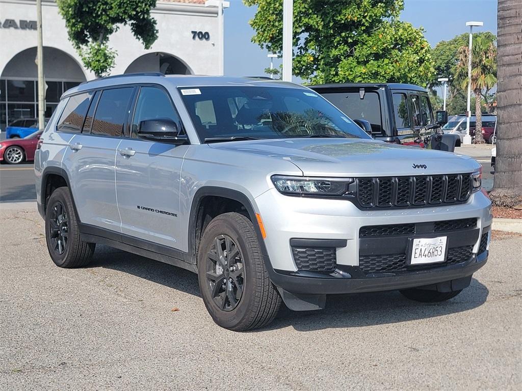 new 2025 Jeep Grand Cherokee L car, priced at $39,730