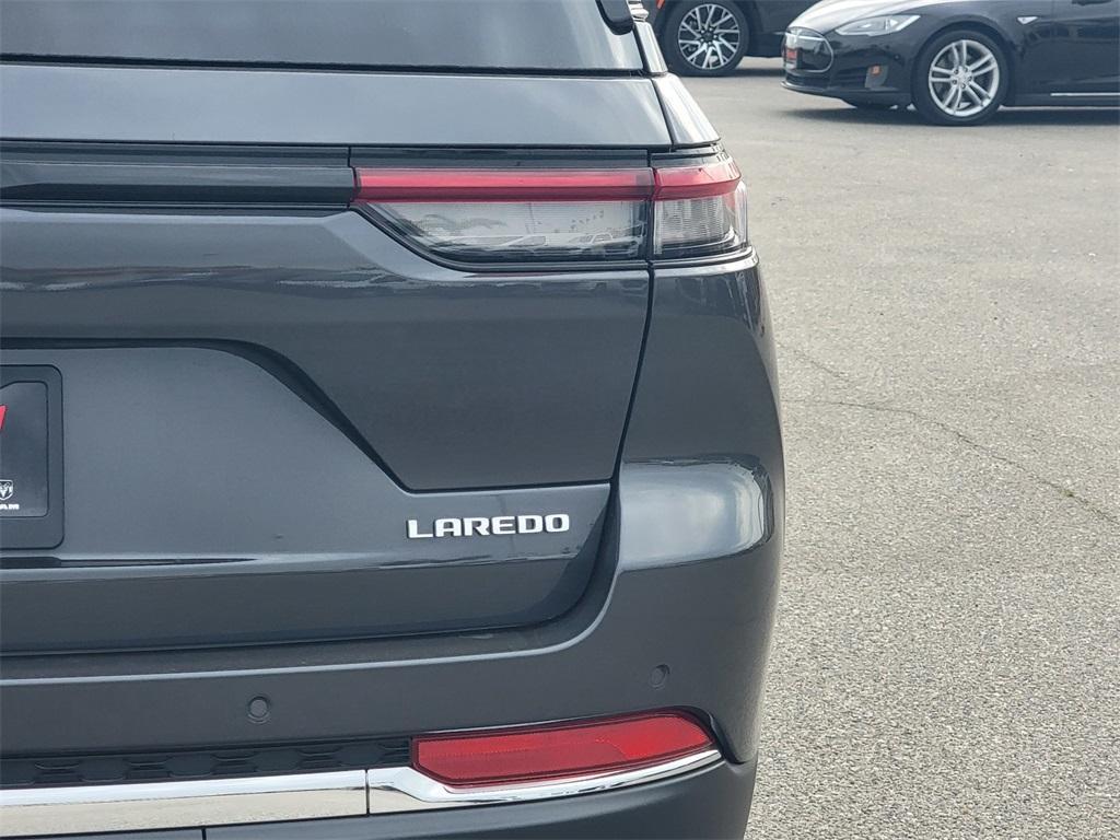 new 2025 Jeep Grand Cherokee car, priced at $34,625