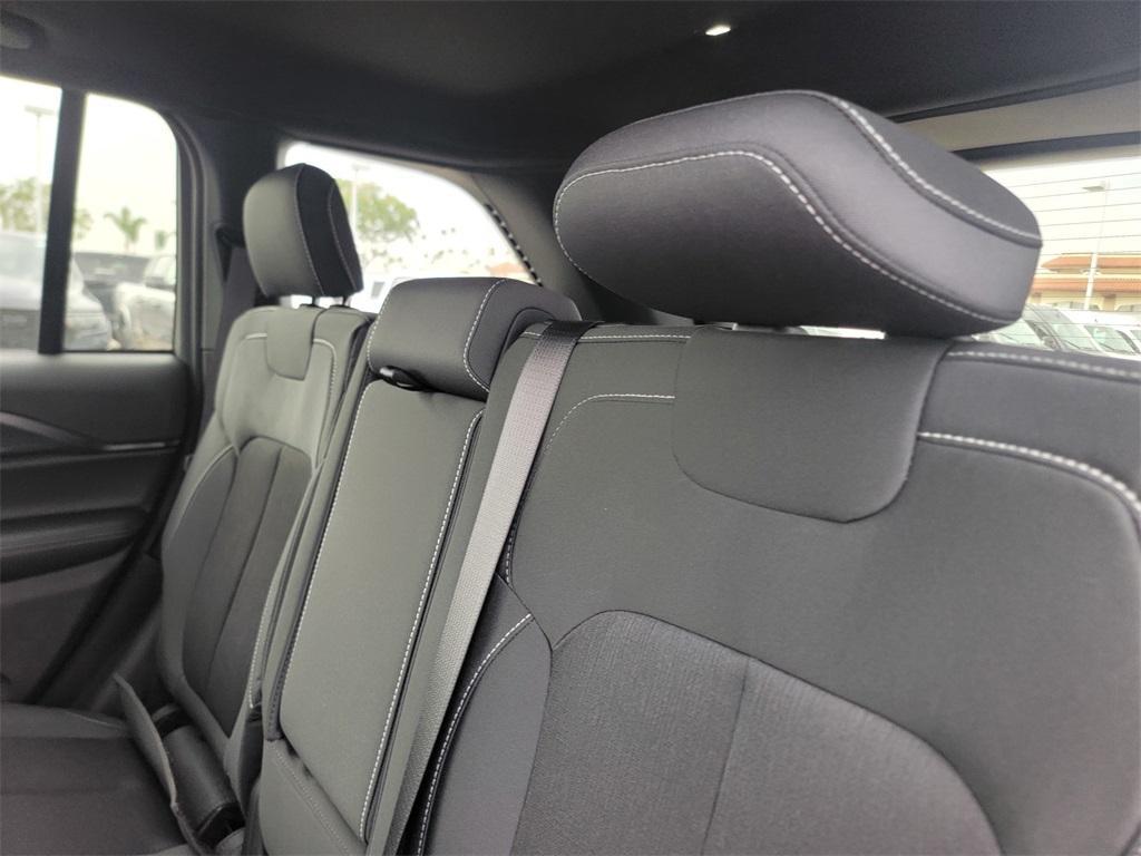 new 2025 Jeep Grand Cherokee car, priced at $34,625