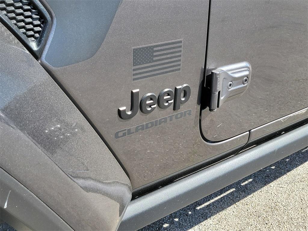 used 2021 Jeep Gladiator car, priced at $27,990