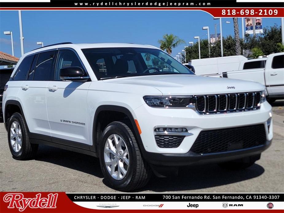 used 2024 Jeep Grand Cherokee car, priced at $39,994