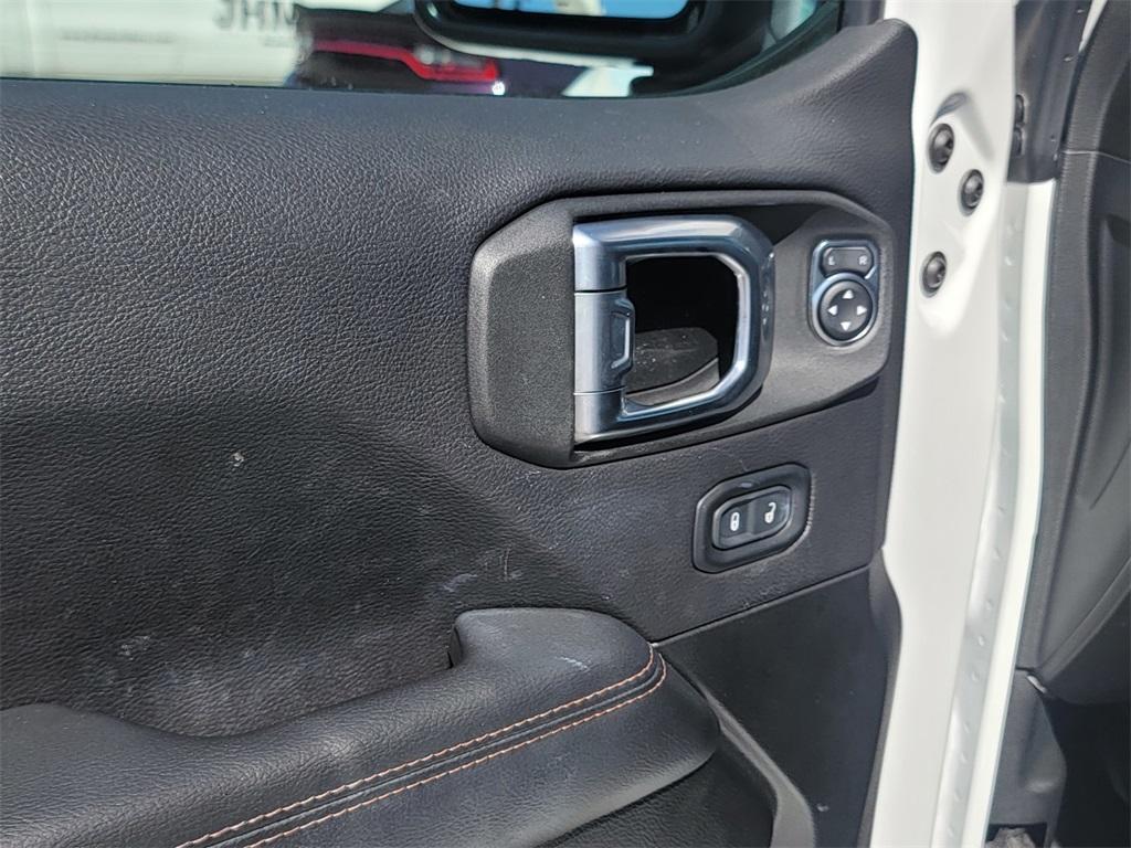 used 2022 Jeep Wrangler Unlimited car, priced at $62,596