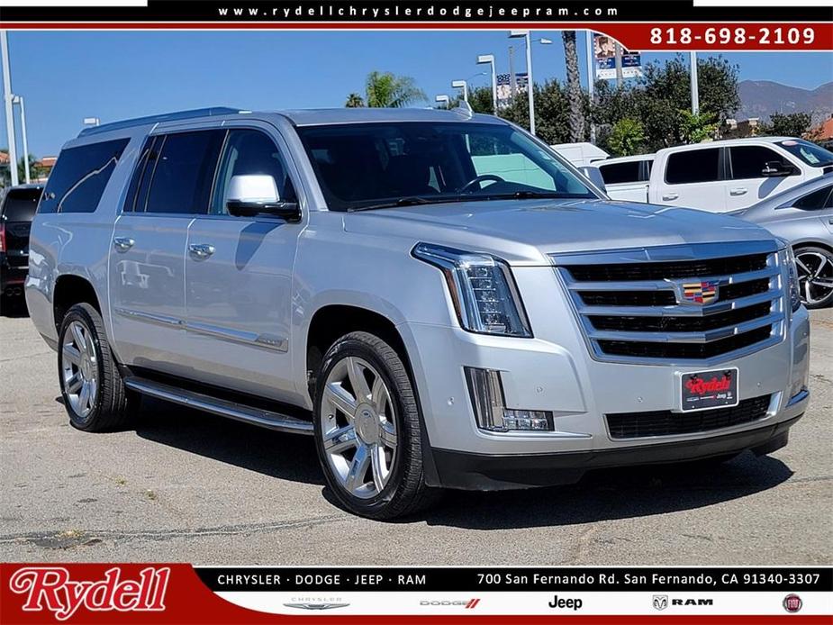 used 2020 Cadillac Escalade ESV car, priced at $41,291