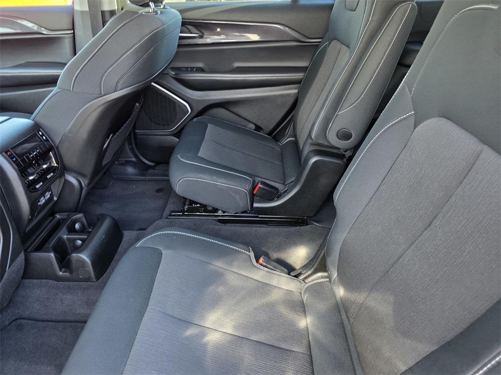 used 2021 Jeep Grand Cherokee L car, priced at $25,397