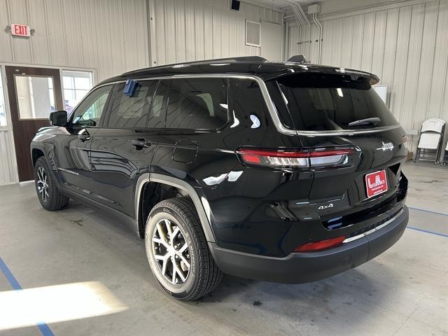 new 2024 Jeep Grand Cherokee L car, priced at $51,120