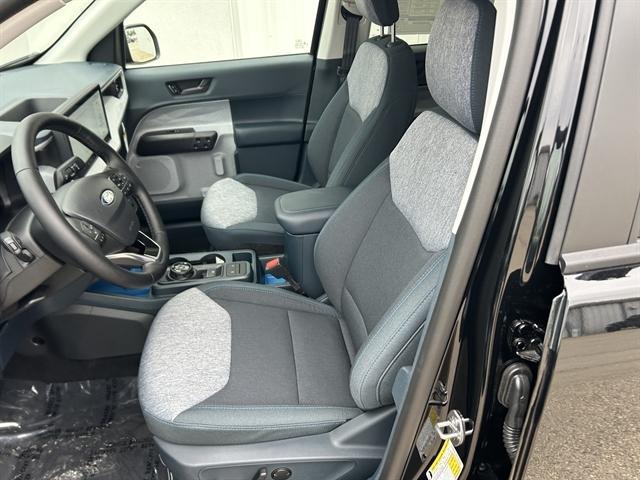 new 2025 Ford Maverick car