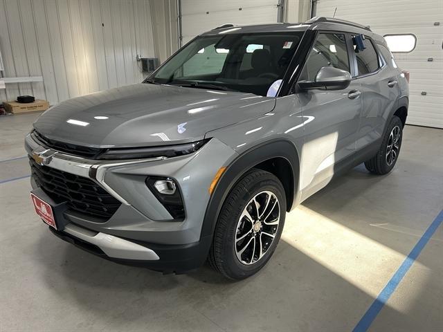 new 2025 Chevrolet TrailBlazer car, priced at $28,585