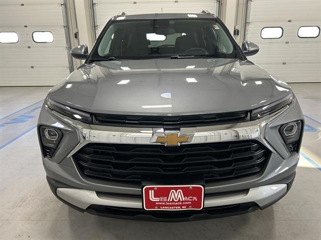 new 2025 Chevrolet TrailBlazer car, priced at $28,585