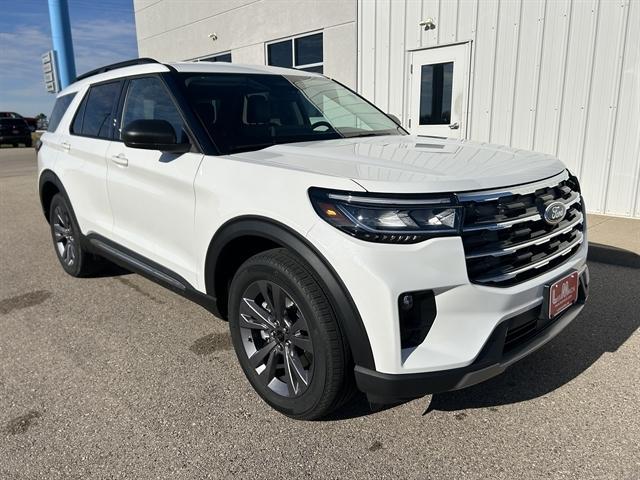 new 2025 Ford Explorer car, priced at $47,900