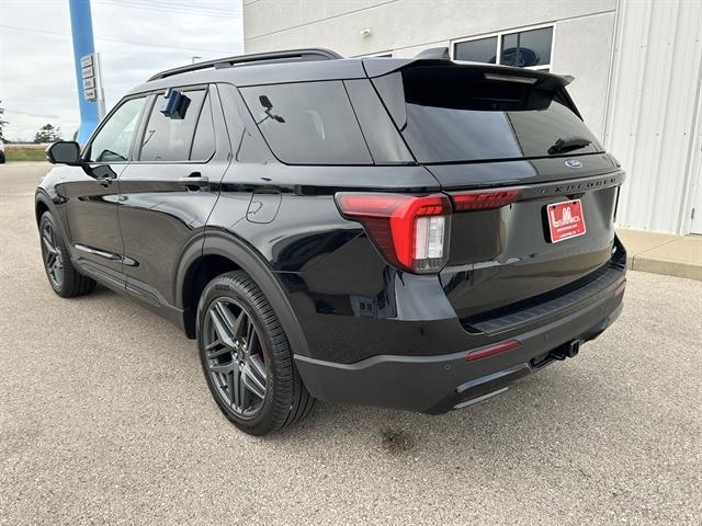 new 2025 Ford Explorer car, priced at $52,740