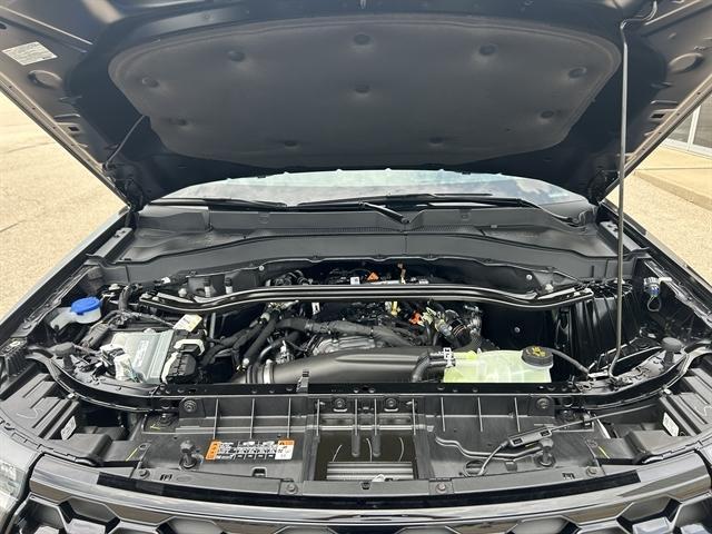 new 2025 Ford Explorer car, priced at $46,273