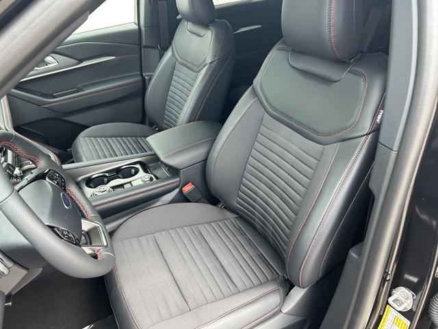 new 2025 Ford Explorer car, priced at $46,273