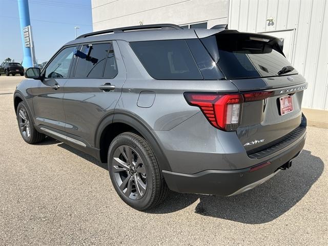 new 2025 Ford Explorer car, priced at $45,555