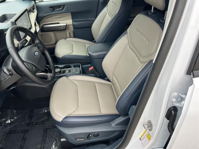 new 2025 Ford Maverick car