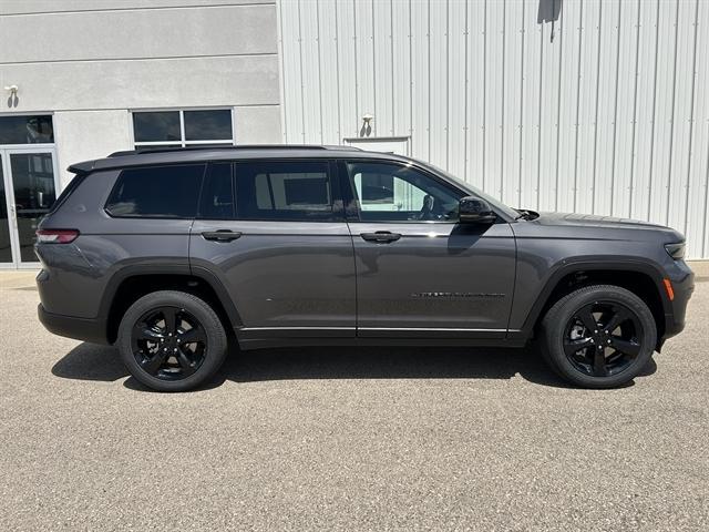 new 2024 Jeep Grand Cherokee L car, priced at $46,574