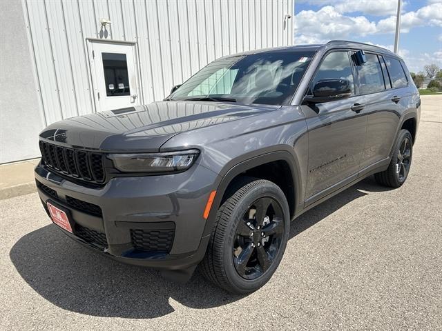 new 2024 Jeep Grand Cherokee L car, priced at $46,574