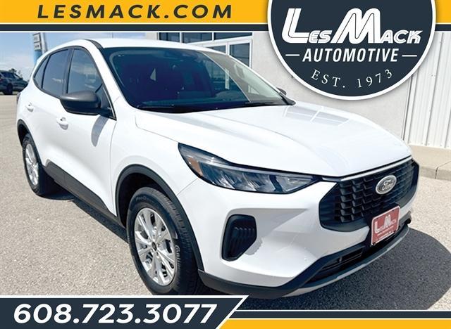 new 2025 Ford Escape car, priced at $33,601