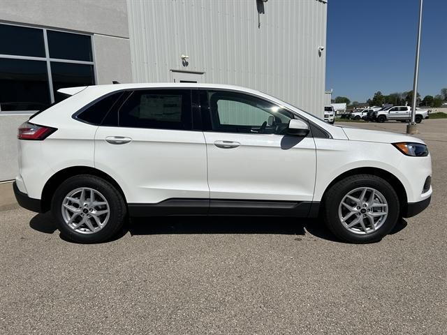 new 2024 Ford Edge car