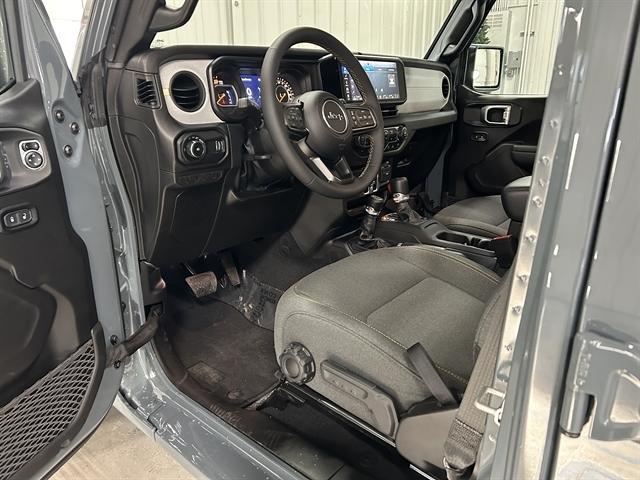 new 2024 Jeep Wrangler car, priced at $51,660