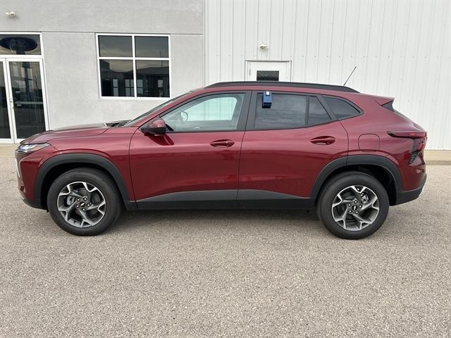 new 2025 Chevrolet Trax car, priced at $25,385