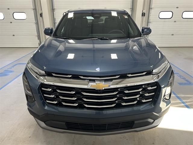 new 2025 Chevrolet Equinox car, priced at $31,995