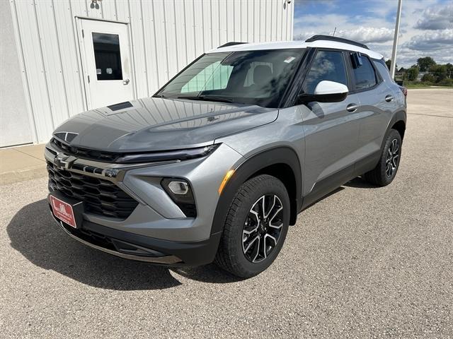 new 2025 Chevrolet TrailBlazer car, priced at $31,490