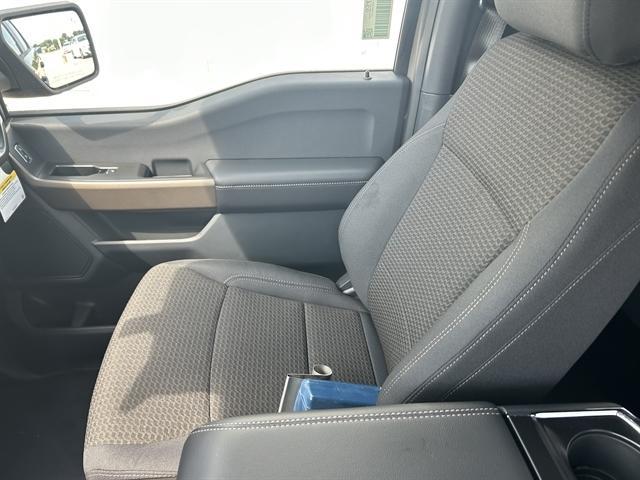 new 2025 Ford F-150 car, priced at $52,573