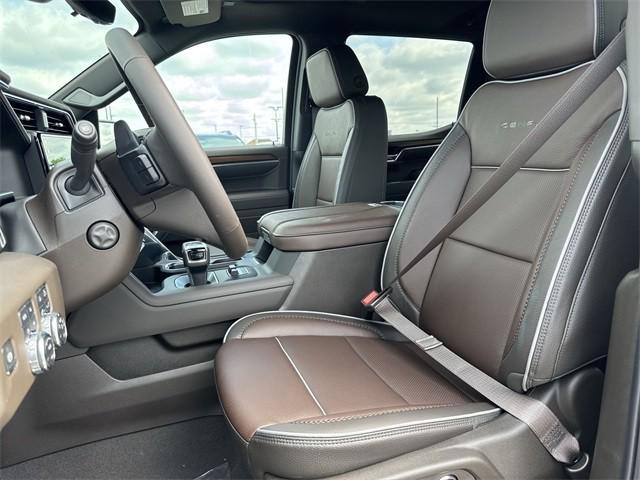 new 2025 GMC Sierra 1500 car, priced at $67,008