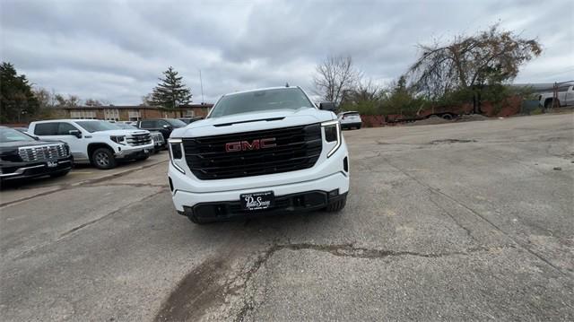 new 2025 GMC Sierra 1500 car, priced at $50,072