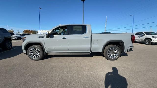 new 2025 GMC Sierra 1500 car, priced at $71,169