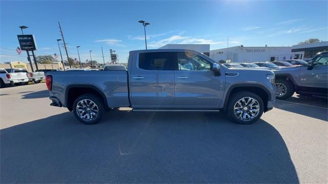 new 2025 GMC Sierra 1500 car, priced at $71,169